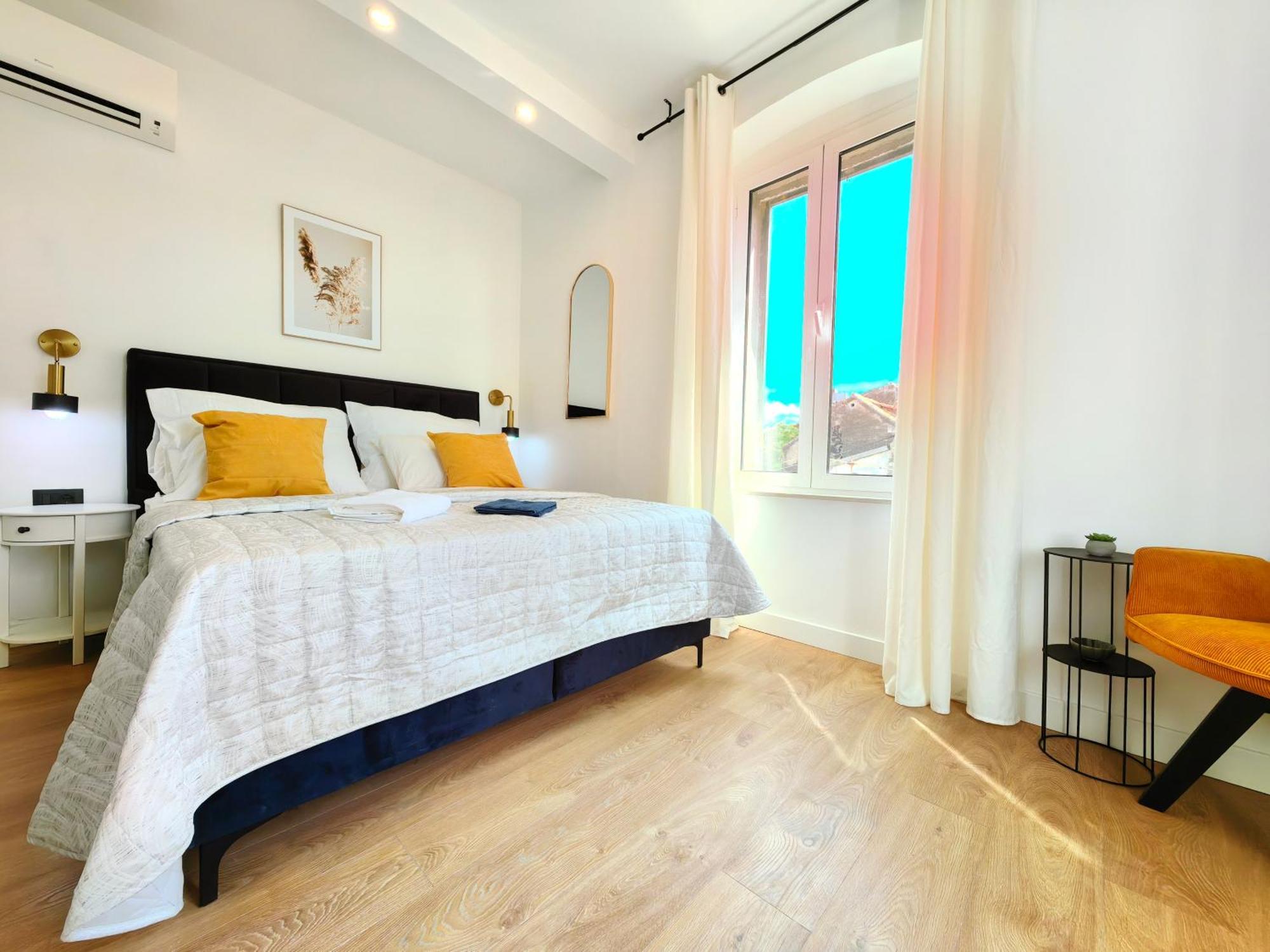 Studio & Rooms Fjok Split Extérieur photo